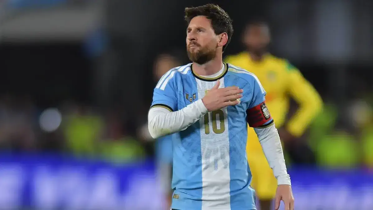 “Barselona” Messi bilan xayrlashuv uchrashuvidan so‘ng unga murojaat qildi