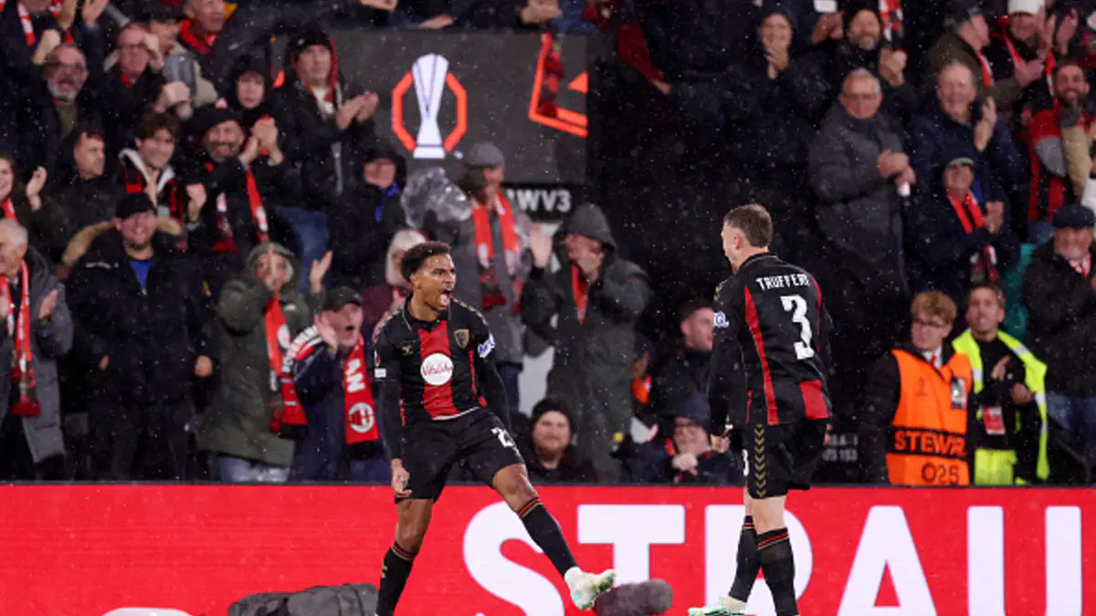 Yevropa Ligasi. «Bornmut» «Milan»ni yirik hisobda mag‘lub etdi, «Real Sosiyedad»dan 6 ta gol, «Kristal Pelas» esa Turkiyada durang o‘ynadi