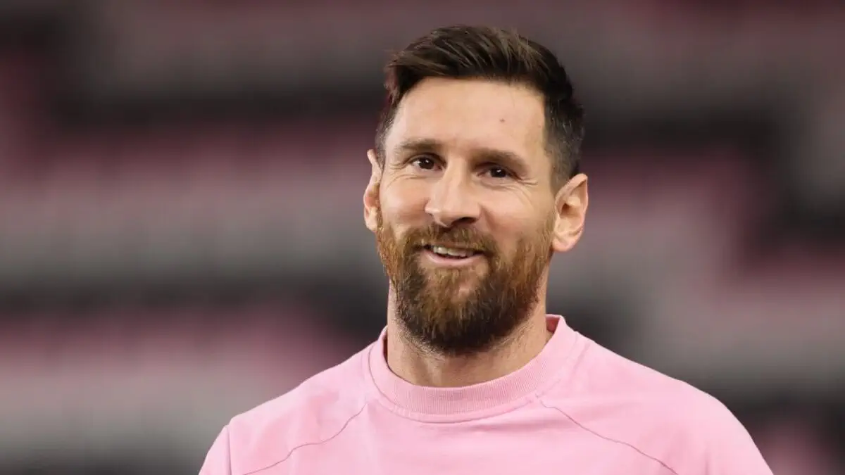 Nasri: «Messi mening reytingimda kuchli o‘ntalikka kirmaydi»